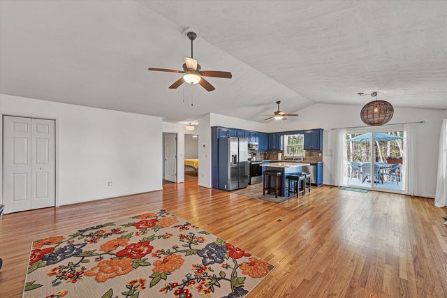990 Highland Lake RD, Union Hall, VA 24176