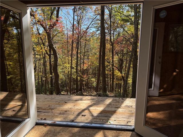 447 Creekview Drive, Ellijay, GA 30536