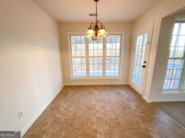 523 Oakview Drive, Dallas, GA 30157