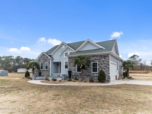 1083 Horse Pen Swamp Road, Washington, NC 27889