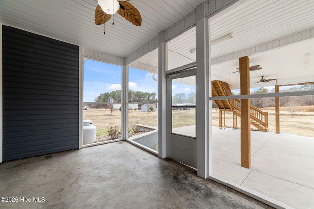 1083 Horse Pen Swamp Road, Washington, NC 27889