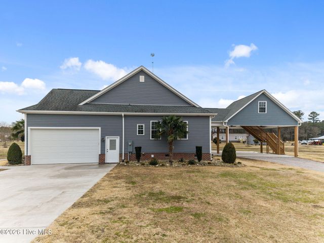 1083 Horse Pen Swamp Road, Washington, NC 27889