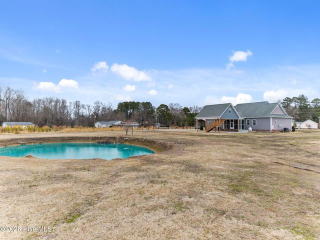 1083 Horse Pen Swamp Road, Washington, NC 27889