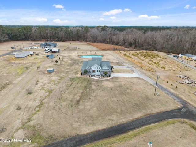 1083 Horse Pen Swamp Road, Washington, NC 27889