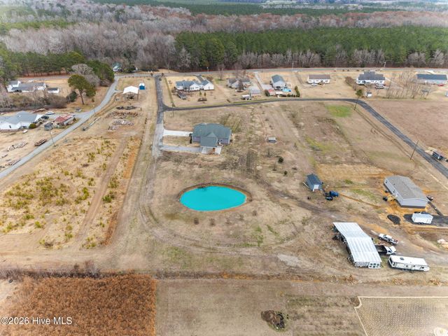1083 Horse Pen Swamp Road, Washington, NC 27889