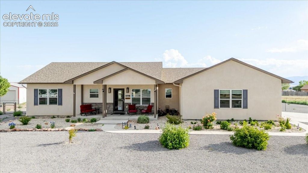 698 W McCulloch Boulevard, Pueblo West, CO 81007 — photo 3