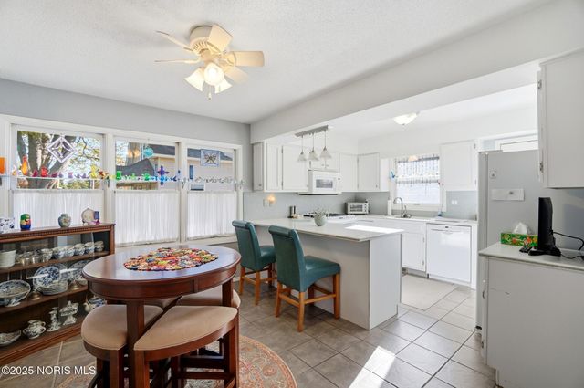 6641 Convent Boulevard, Sylvania, OH 43560