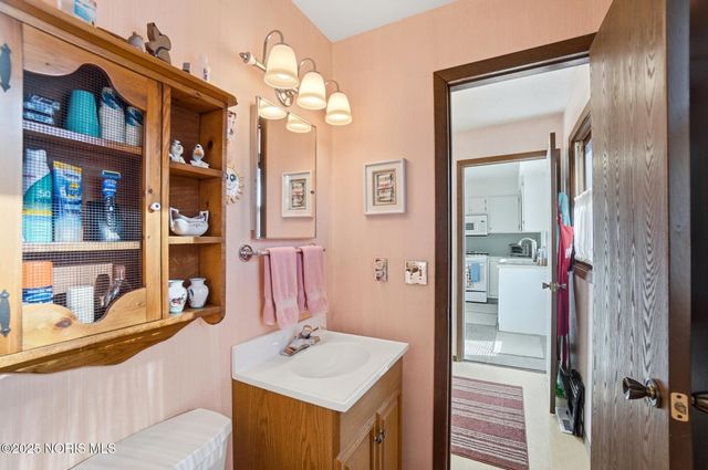 6641 Convent Boulevard, Sylvania, OH 43560