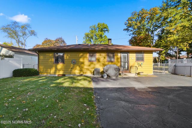 6641 Convent Boulevard, Sylvania, OH 43560