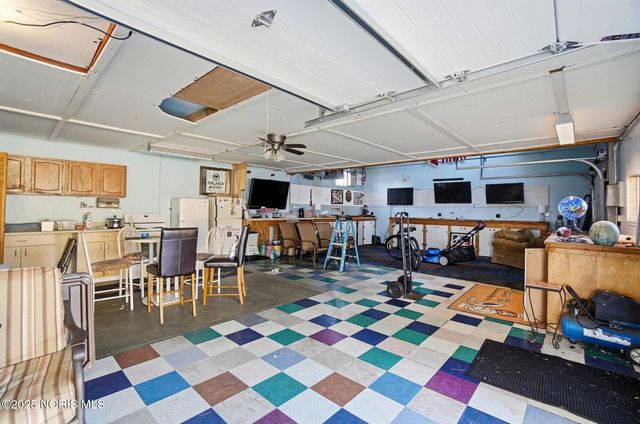 6641 Convent Boulevard, Sylvania, OH 43560