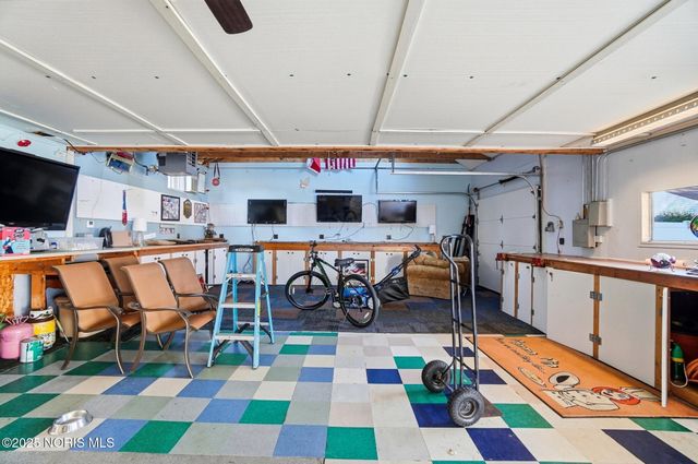 6641 Convent Boulevard, Sylvania, OH 43560