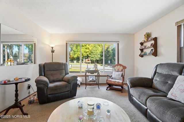 6641 Convent Boulevard, Sylvania, OH 43560