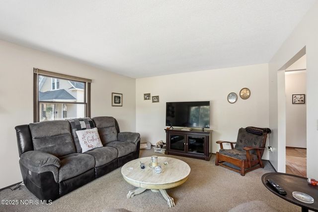 6641 Convent Boulevard, Sylvania, OH 43560