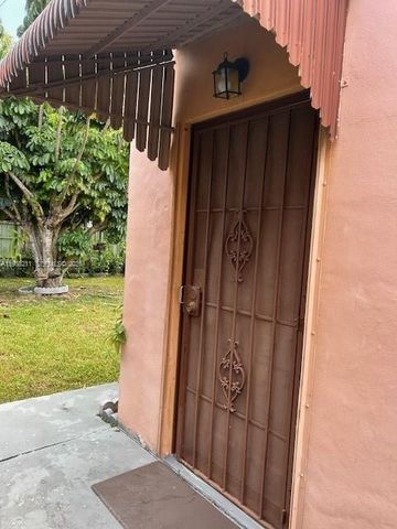 2250 SW 11th St B, Miami, FL 33135