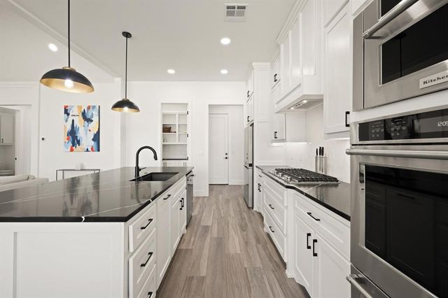 15505 Brook Hill Drive, Edmond, OK 73013