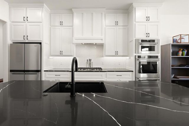 15505 Brook Hill Drive, Edmond, OK 73013