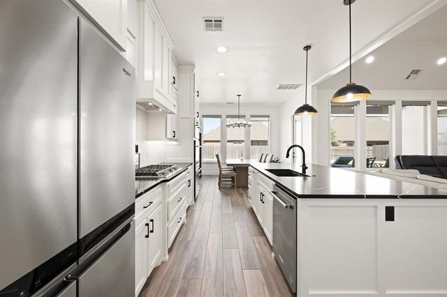 15505 Brook Hill Drive, Edmond, OK 73013