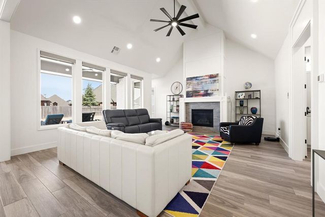 15505 Brook Hill Drive, Edmond, OK 73013