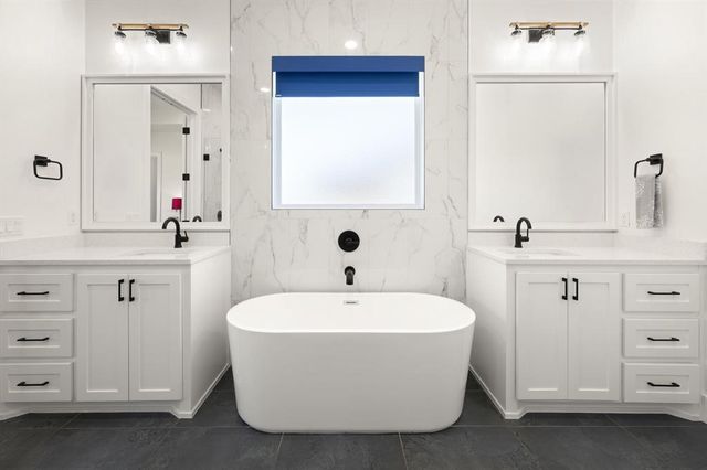 15505 Brook Hill Drive, Edmond, OK 73013