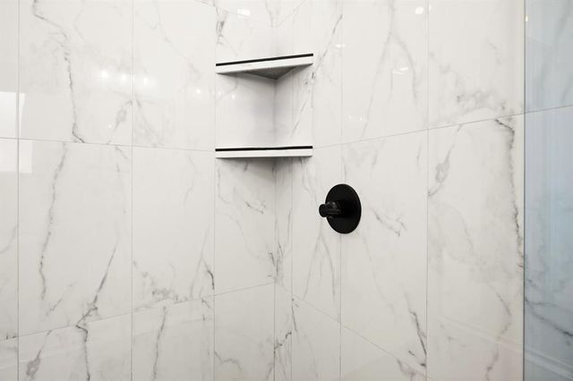 15505 Brook Hill Drive, Edmond, OK 73013