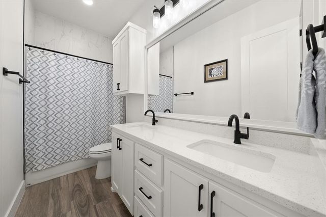 15505 Brook Hill Drive, Edmond, OK 73013