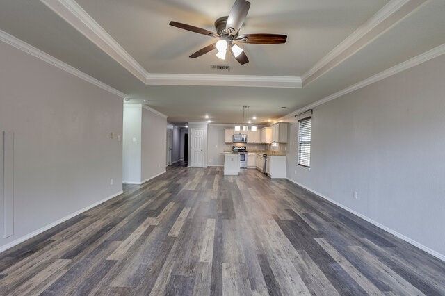 9004 Cloudveil Drive, Arlington, TX 76002