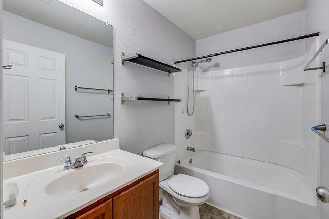 9004 Cloudveil Drive, Arlington, TX 76002