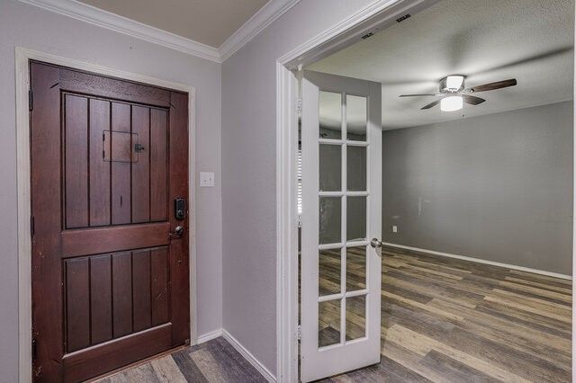 9004 Cloudveil Drive, Arlington, TX 76002