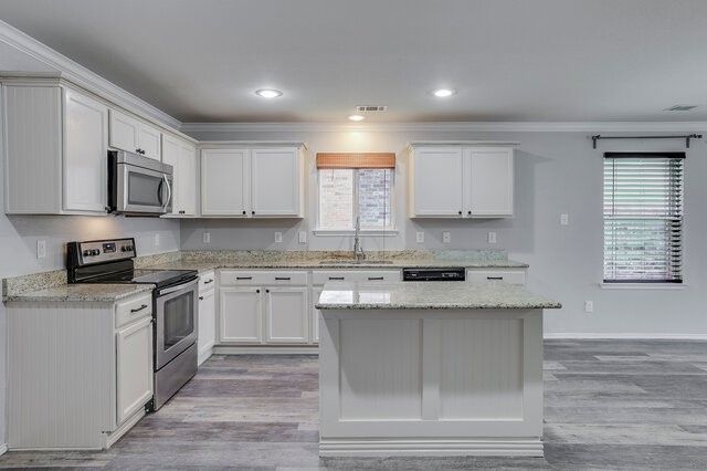 9004 Cloudveil Drive, Arlington, TX 76002