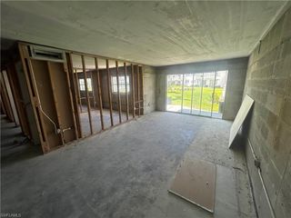 3704 Broadway 109, Fort Myers, FL 33901