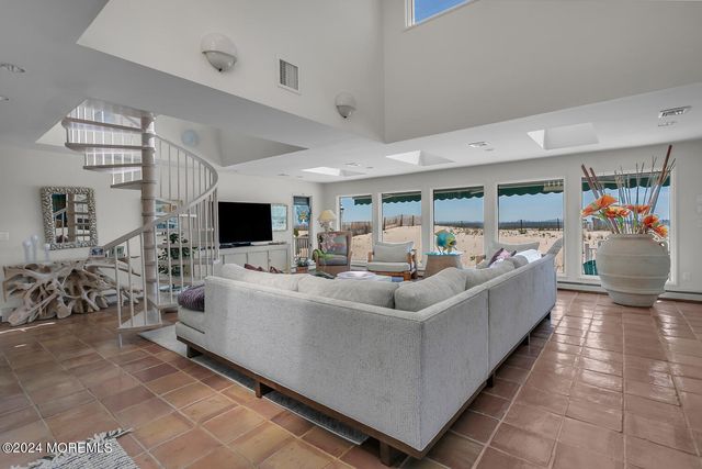 366 N Highway 35, Mantoloking, NJ 08738