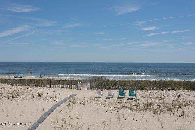 366 N Highway 35, Mantoloking, NJ 08738