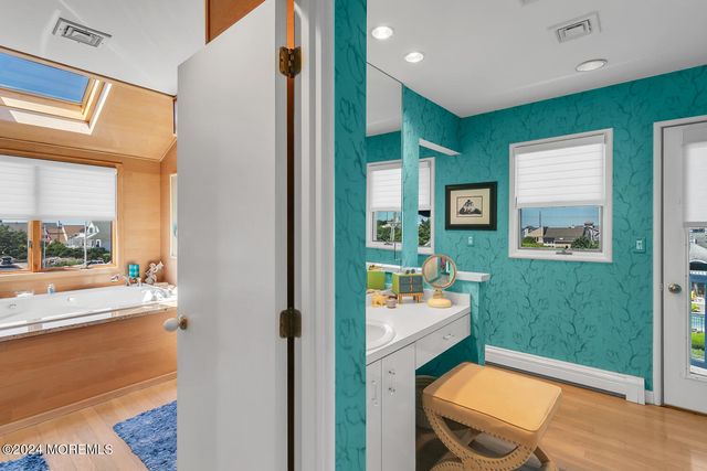 366 N Highway 35, Mantoloking, NJ 08738