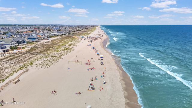 366 N Highway 35, Mantoloking, NJ 08738