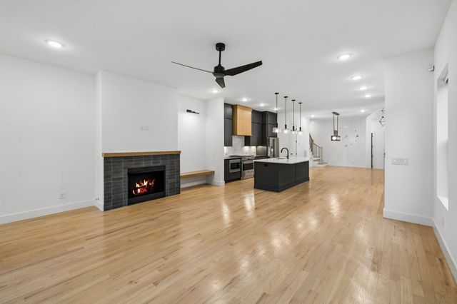 1516 10th Ave, N, Nashville, TN 37208