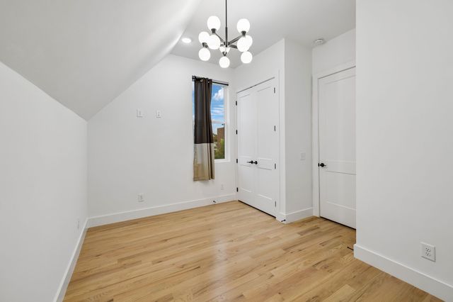 1516 10th Ave, N, Nashville, TN 37208