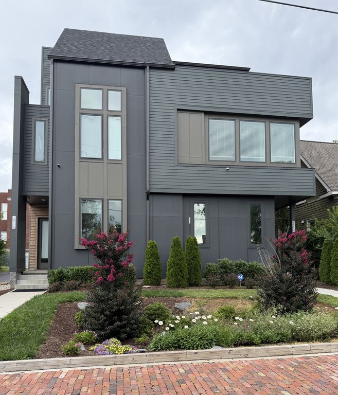 1516 10th Ave, N, Nashville, TN 37208