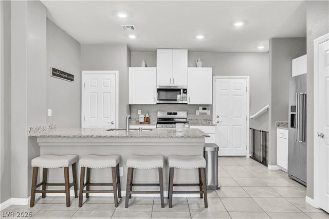 7342 Sunray Point Street, North Las Vegas, NV 89084