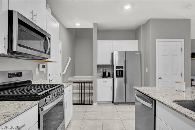 7342 Sunray Point Street, North Las Vegas, NV 89084