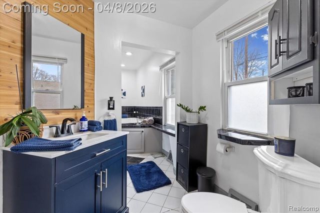 3705 Sancroft Avenue, West Bloomfield, MI 48324