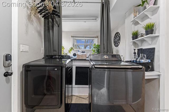 3705 Sancroft Avenue, West Bloomfield, MI 48324