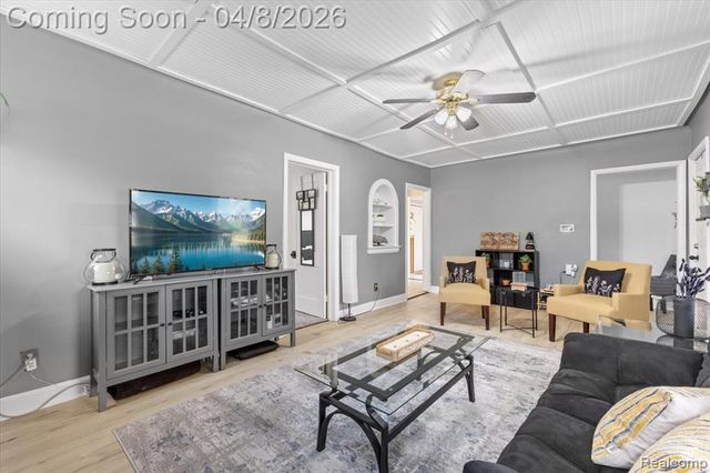 3705 Sancroft Avenue, West Bloomfield, MI 48324