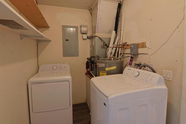 3470 SW 4th Street, Deerfield Beach, FL 33442