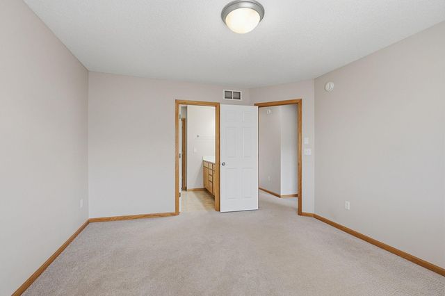 14165 Wilds Path NW, Prior Lake, MN 55372