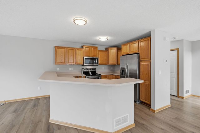14165 Wilds Path NW, Prior Lake, MN 55372