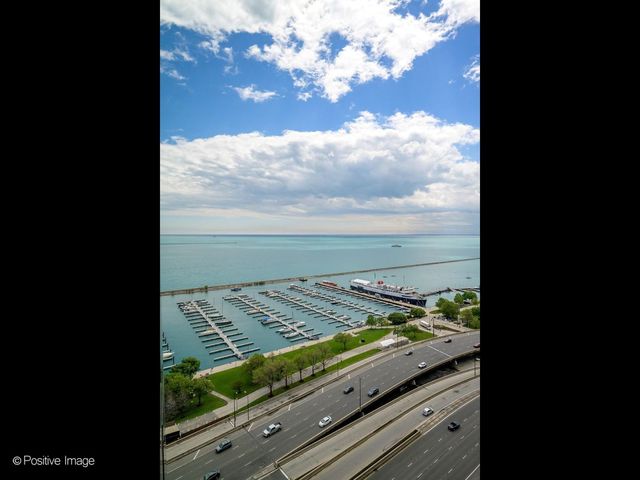 211 N Harbor Drive 1801, Chicago, IL 60601