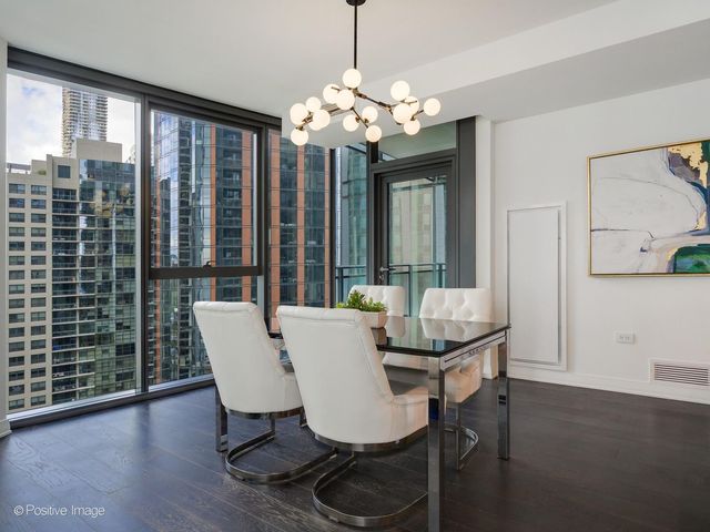 211 N Harbor Drive 1801, Chicago, IL 60601