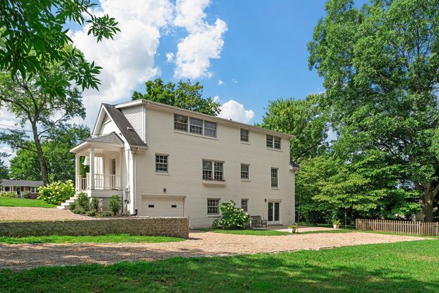 614 Woodett Dr, Nashville, TN 37211