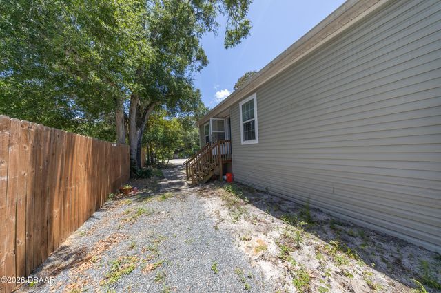 13 Magnolia Road, Palm Coast, FL 32137