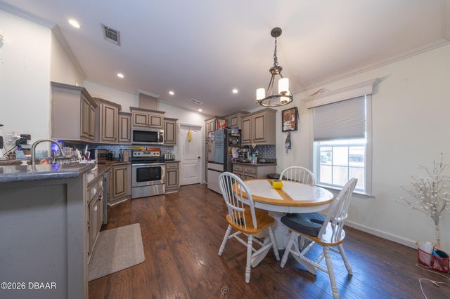 13 Magnolia Road, Palm Coast, FL 32137